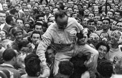 PIERO E' IN TRIONFO 3/9/1946